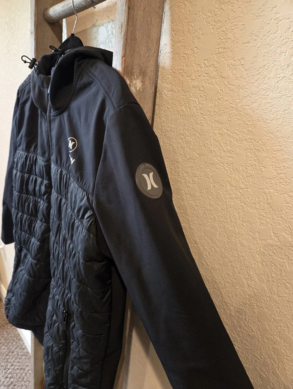 Hurley lightweight quilted